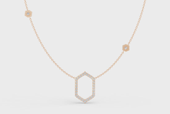 Floating Frame Necklace in Diamond and Gold - Video