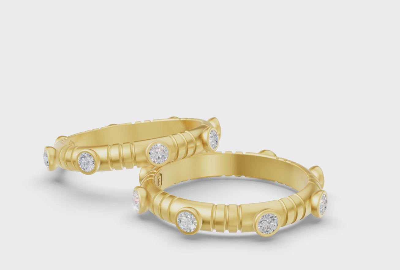 Dot Band in Yellow Gold and Diamond - video
